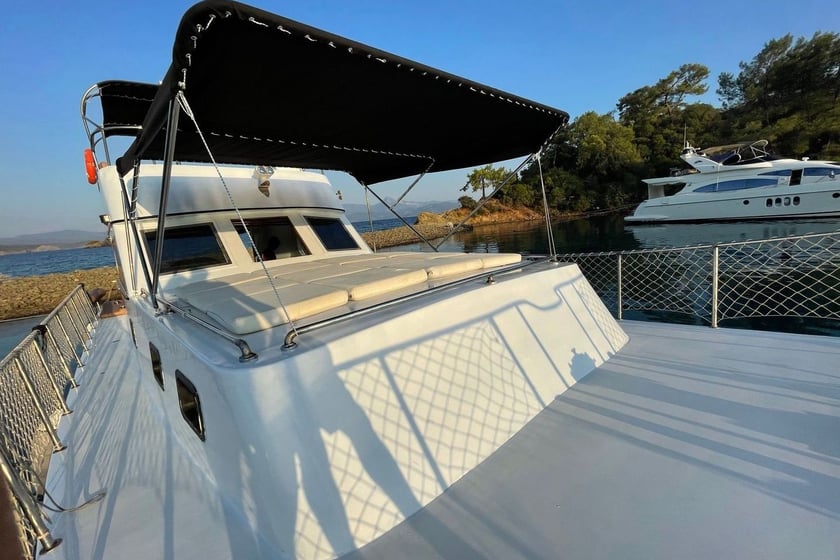 Gocek Motor Yacht 3 cabin 6 berths 10 guests 14 m Listing Number: #10148 3
