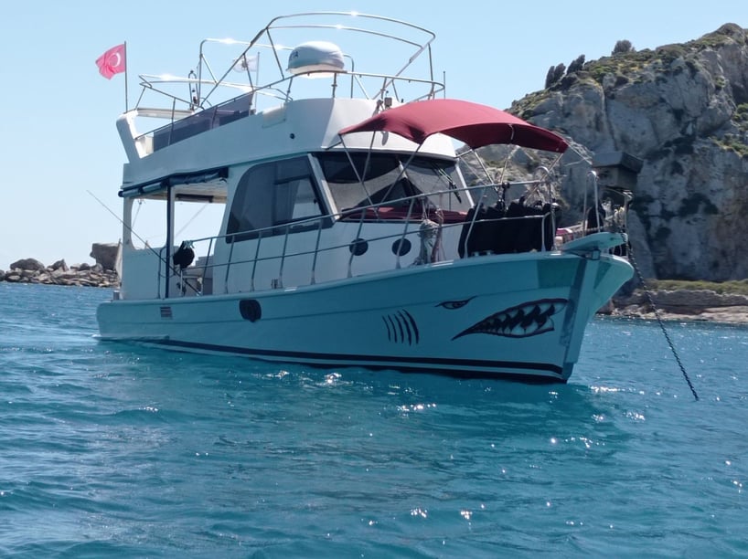 Datca Motor Yacht 2 cabin  12 guests 12 m Listing Number: #10151