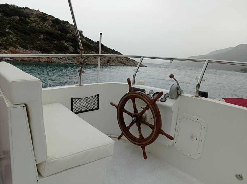 Datca Motor Yacht 2 cabin  12 guests 12 m Listing Number: #10151 5