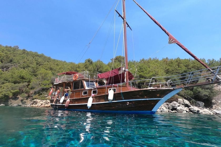 Datça Gulet   Seyir 8 kişi 13 m İlan No: #10270
