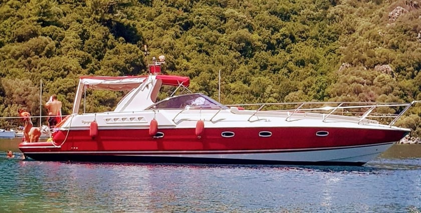 Marmaris Yacht a motore cabina 3  cuccette 4  12  ospiti 13.8 m Numero dell'inserzione: #10311