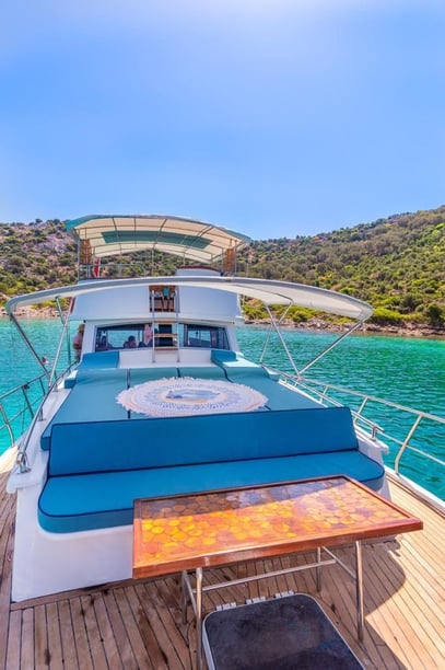 Bozburun Gulet 2 cabin 4 berths 4 guests 13 m Listing Number: #10338 4