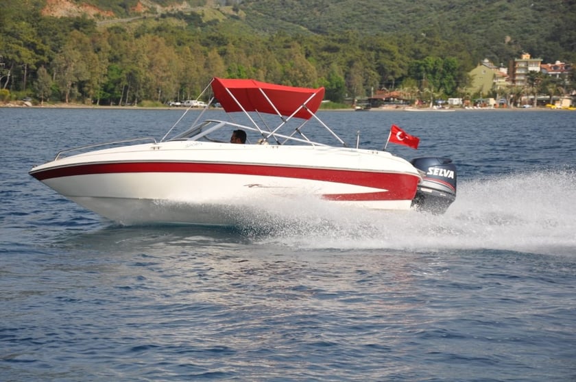 Marmaris Motorboot   6  gasten 5.3 m Lijstnummer: #10343