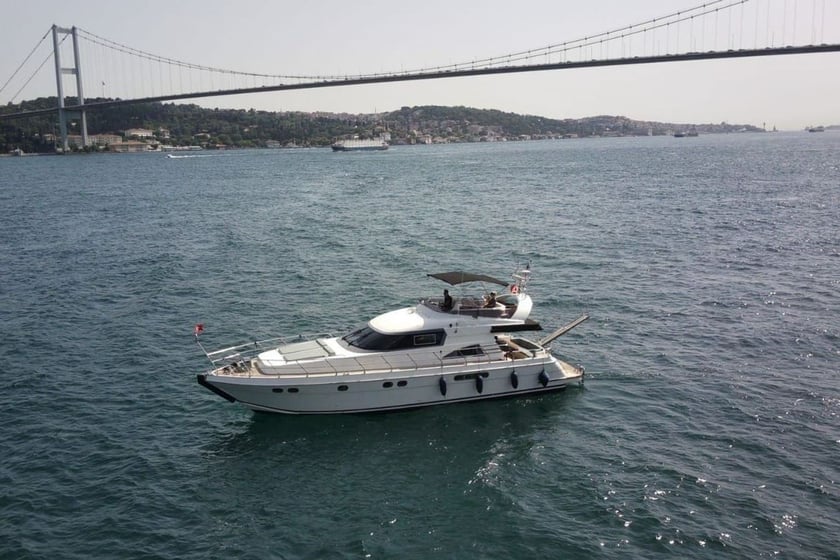 Kurucesme Yacht a motore   10  ospiti 18 m Numero dell'inserzione: #10353