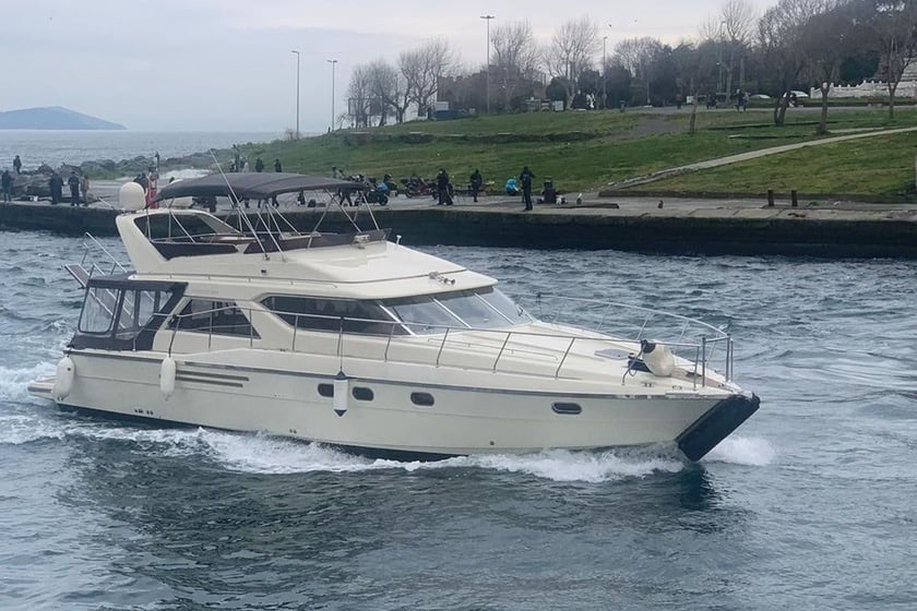 Kurucesme Yacht a motore   10  ospiti 18 m Numero dell'inserzione: #10354