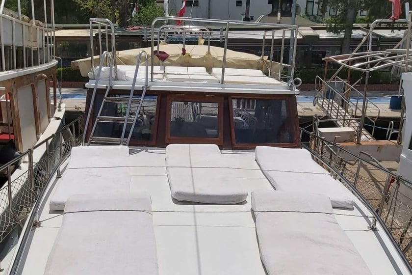 Fethiye Motorjacht   6  gasten 12 m Lijstnummer: #10373 5