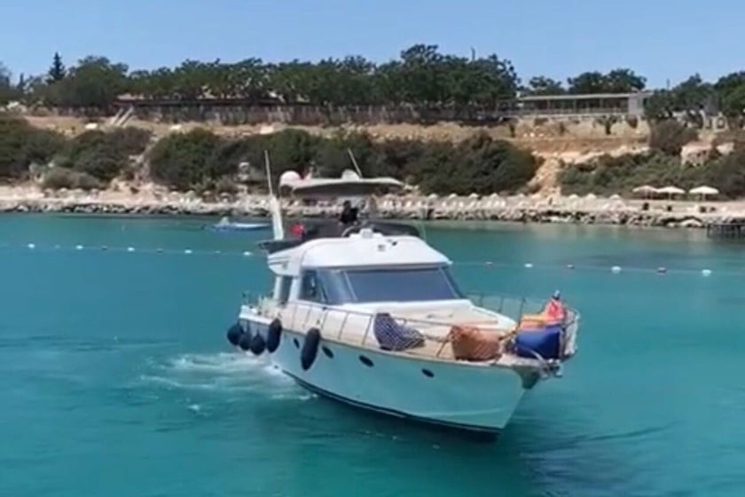 Didim Motoryacht 3 Kabine 6 Liegeplätze 6 Gäste 17.5 m Nummer des Inserats: #10383 2