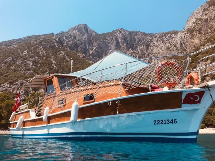 Antalya Goleta Cabina 1  2  literas 12  invitados 11 m Número de anuncio: #10401 2