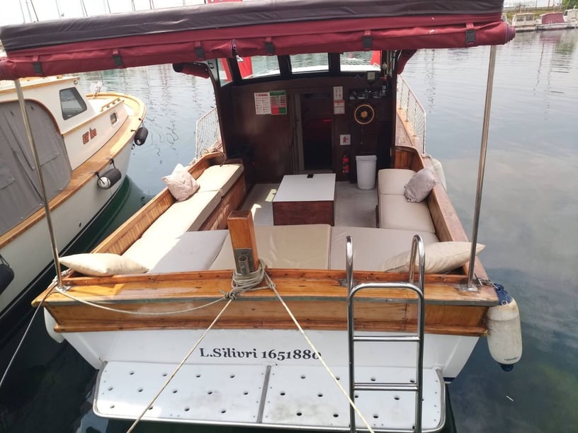 Maltepe Yacht a motore   6  ospiti 9.5 m Numero dell'inserzione: #10458 3