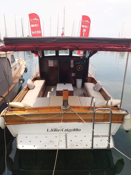 Maltepe Yacht a motore   6  ospiti 9.5 m Numero dell'inserzione: #10458 2