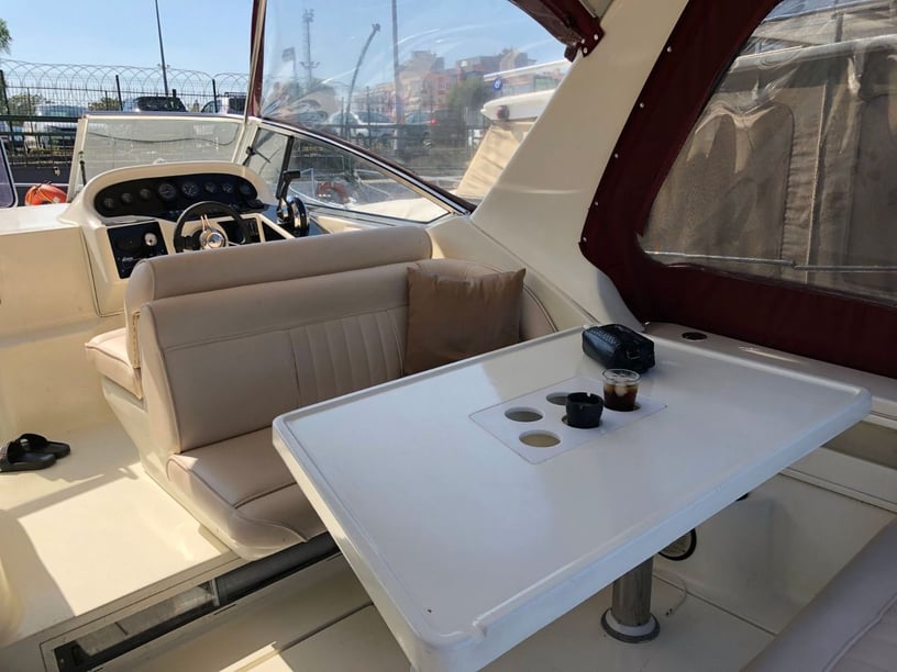 Bakirkoy Yacht à moteur Cabine 2  Couchettes 4  Invités 9  9.8 m Numéro de l'annonce: #10475 3