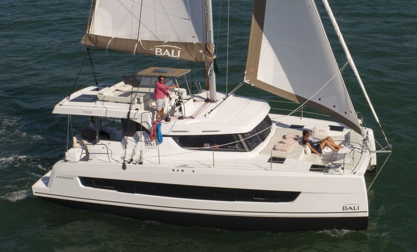 Gocek Catamaran 4 cabin 8 berths 8 guests 12.31 m Listing Number: #10481 4