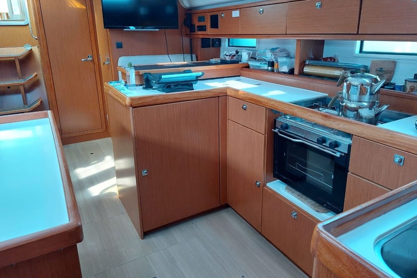 Fethiye Sailboat 3 cabin 6 berths 6 guests 51 ft Listing Number: #10487 5