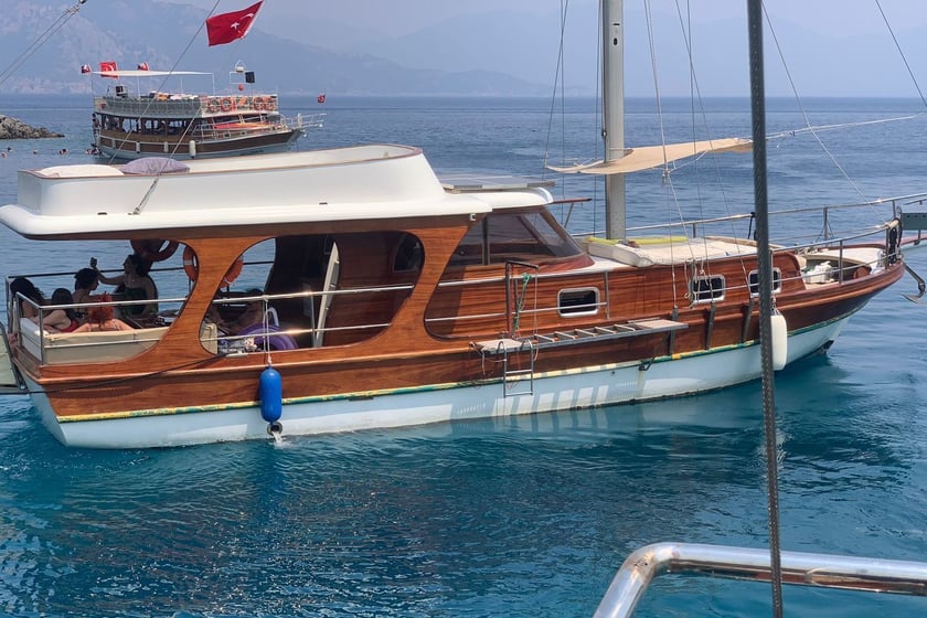 Marmaris Gulet 1 cabin 2 berths 6 guests 13 m Listing Number: #10489 3