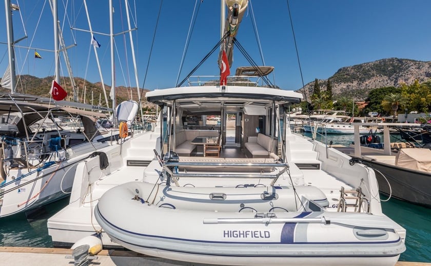 Gocek Catamaran 3 cabin 8 berths 8 guests 12.85 m Listing Number: #10521