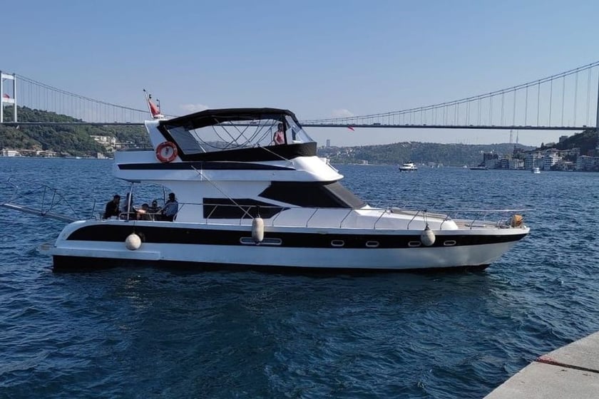 Bebek Motoryat   Seyir 10 kişi 16 m İlan No: #10645