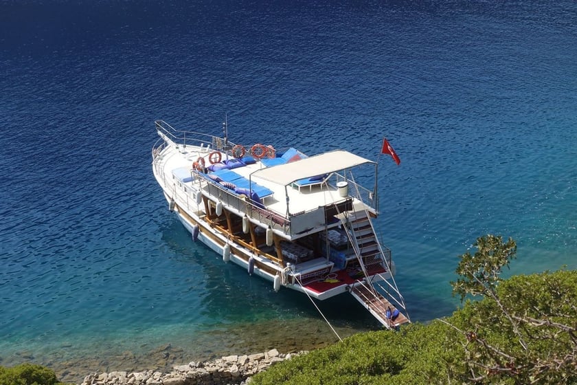 Datca Gulet   35 guests 17 m Listing Number: #10666 3