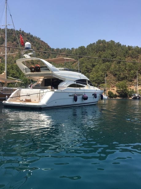 Antalya Motoryat 3 kabin Konaklama 6 kişi Seyir 12 kişi 19 m İlan No: #10681 3