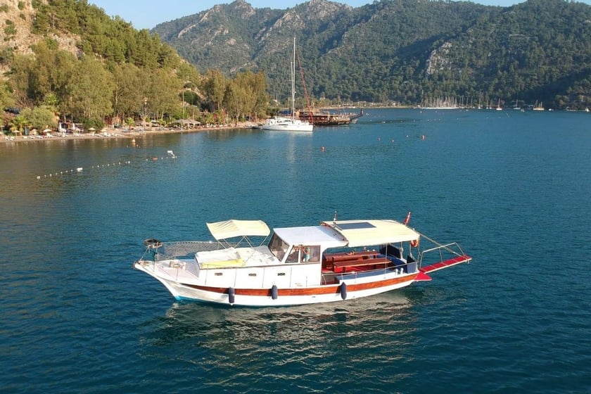 Orhaniye Gulet   12 guests 12.5 m Listing Number: #10718