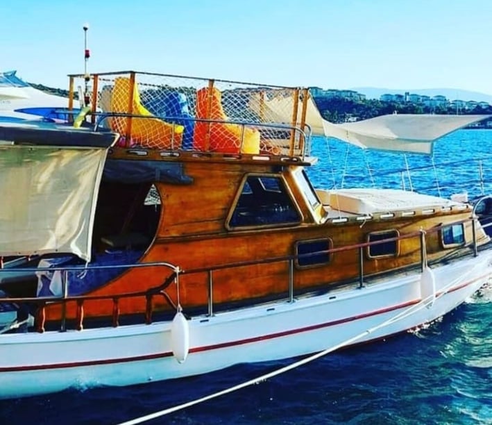 İzmir Goleta Cabina 1  2  literas 10  invitados 11 m Número de anuncio: #10741 2