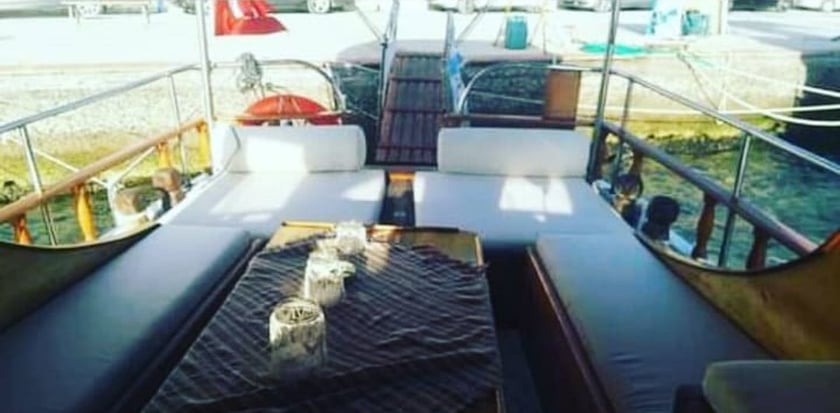 İzmir Goleta Cabina 1  2  literas 10  invitados 11 m Número de anuncio: #10741 5