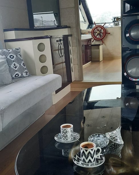 Bebek Motoryat 3 kabin Konaklama 6 kişi Seyir 12 kişi 22 m İlan No: #10821 4