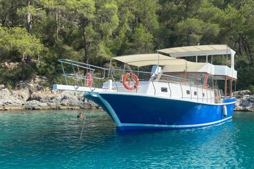 Demre Gulet 3 cabin 6 berths 8 guests 11.9 m Listing Number: #10862 3