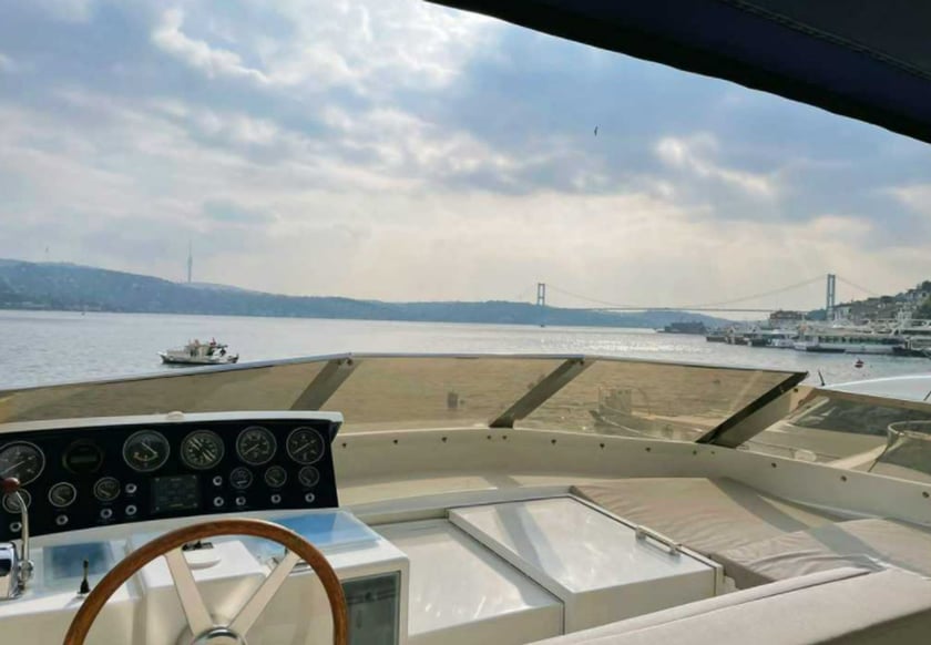 Kadikoy Motoryacht 2 Kabine 4 Liegeplätze 30 Gäste 26 m Nummer des Inserats: #10869 4