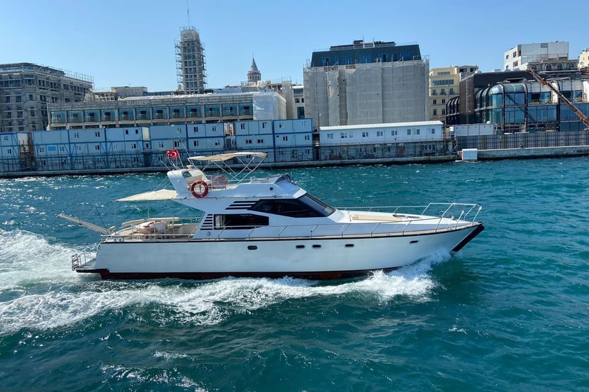 Eminonu Yacht a motore   12  ospiti 17 m Numero dell'inserzione: #10885