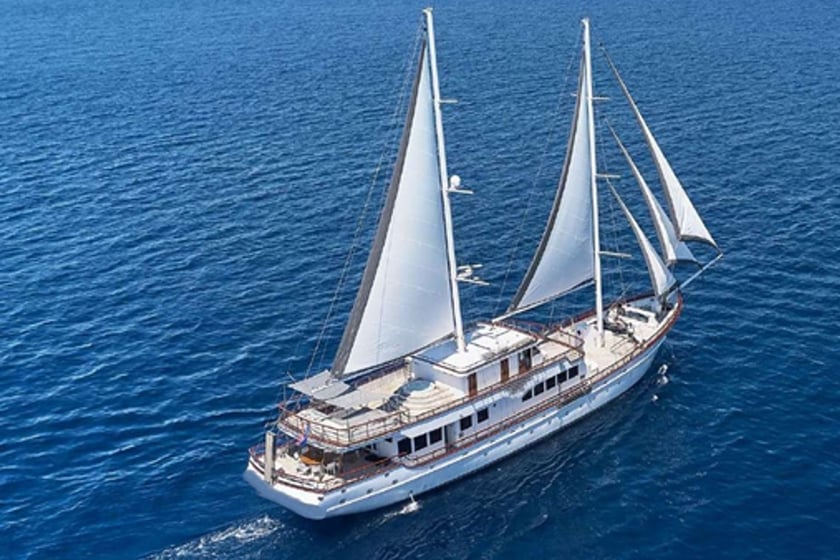 Split Gulet 6 cabin 12 berths 12 guests 48 m Listing Number: #10891 2