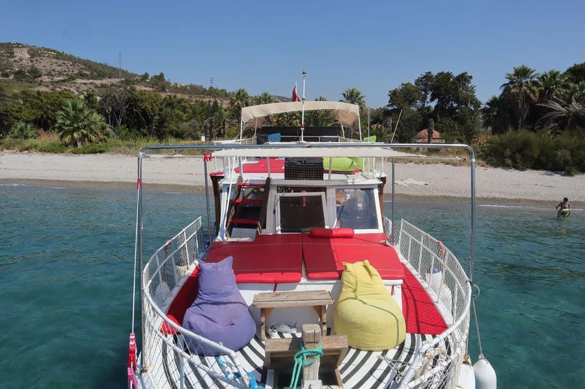 İzmir Goleta   24  invitados 14.5 m Número de anuncio: #10944 3