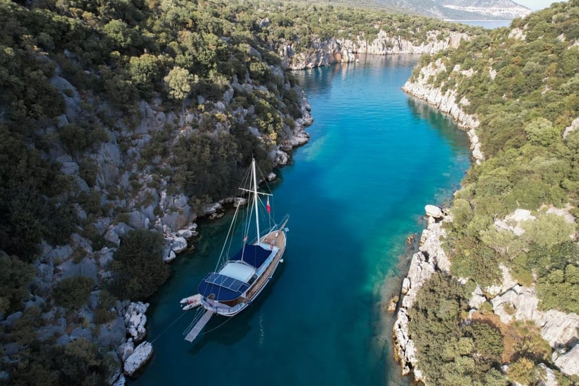 Kas Gulet Cabine 4  Couchettes 8  Invités 8  19 m Numéro de l'annonce: #10974 4