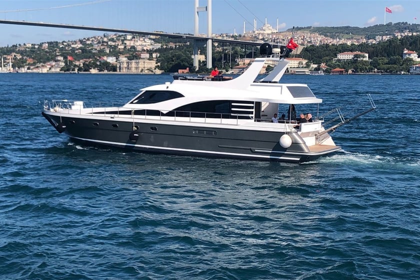 Kurucesme Yacht a motore cabina 3  cuccette 6  12  ospiti 22 m Numero dell'inserzione: #11002