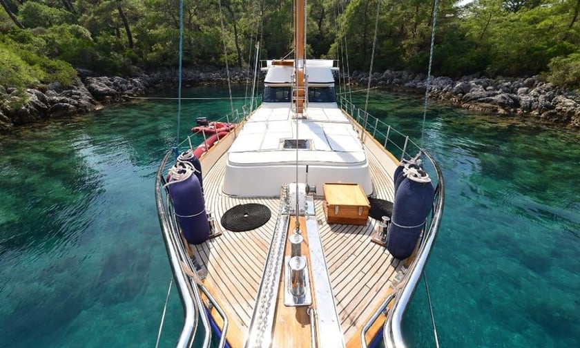 Ayvalik Gulet 3 cabin 6 berths 15 guests 18 m Listing Number: #11183 5