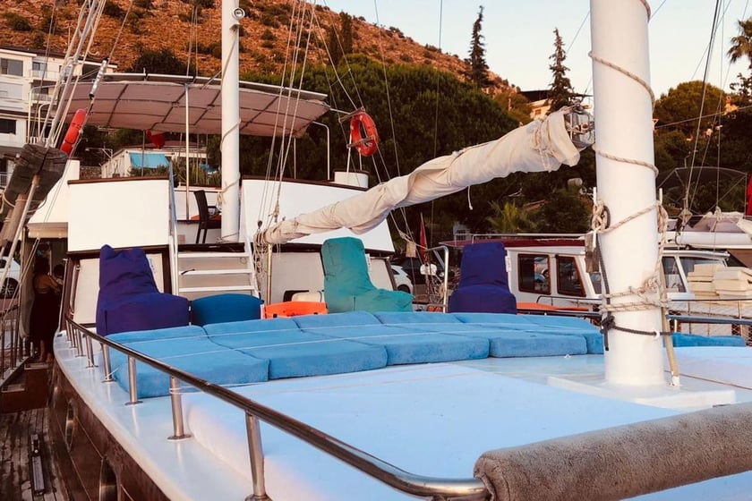 Bozburun Gulet 3 cabin 6 berths 6 guests 19 m Listing Number: #11213 3