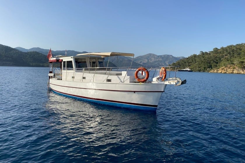 Göcek Motoryat   Seyir 6 kişi 12 m İlan No: #11966