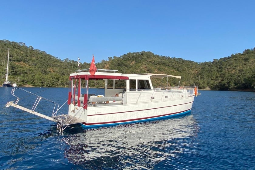 Göcek Motoryat   Seyir 6 kişi 12 m İlan No: #11966 2