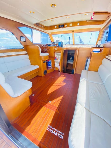 Kocaeli Motoryat 2 kabin  Seyir 12 kişi 14 m İlan No: #12040 4
