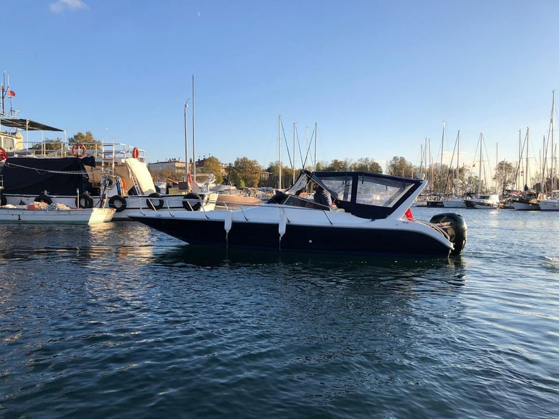 Yesilkoy Bateau à moteur   Invités 7  7.95 m Numéro de l'annonce: #12042 2