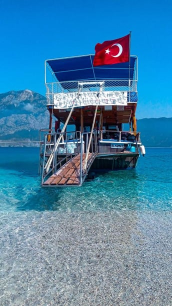 Antalya Goleta   30  invitados 13.5 m Número de anuncio: #12059 3