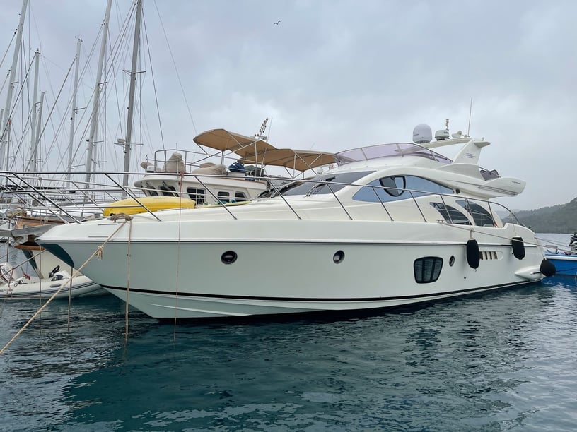 Marmaris Motor Yacht 3 cabin 6 berths 10 guests 18 m Listing Number: #12120 3