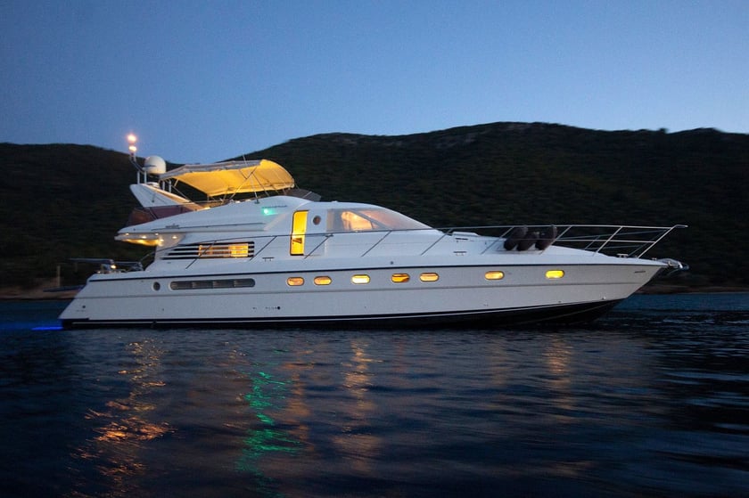 Bodrum Motoryacht 4 Kabine 8 Liegeplätze 12 Gäste 22 m Nummer des Inserats: #12146