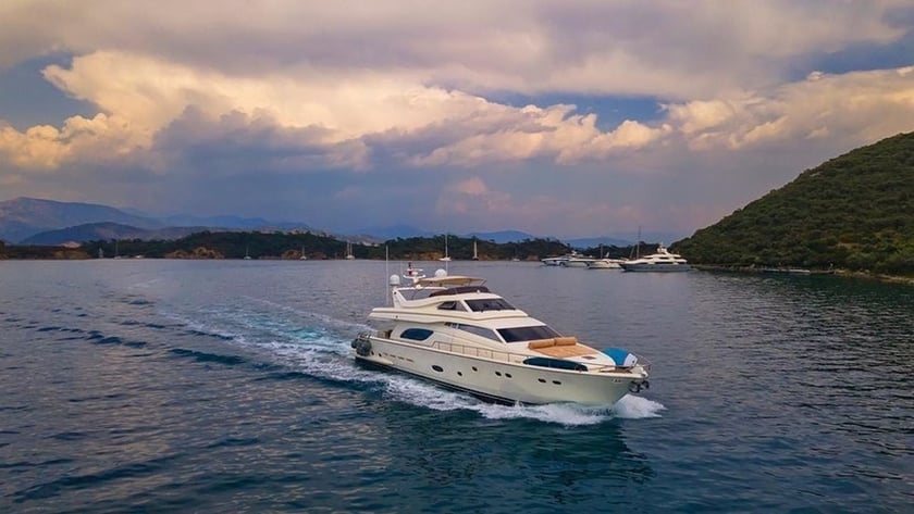 Kekova Motoryacht 3 Kabine 6 Liegeplätze 6 Gäste 25 m Nummer des Inserats: #12277 3