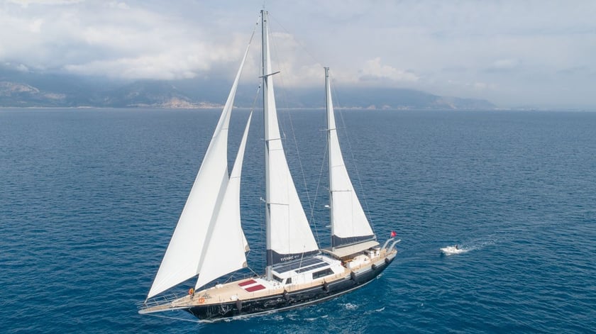 Antalya Gulet 4 Kabine 12 Liegeplätze 12 Gäste 37 m Nummer des Inserats: #12302