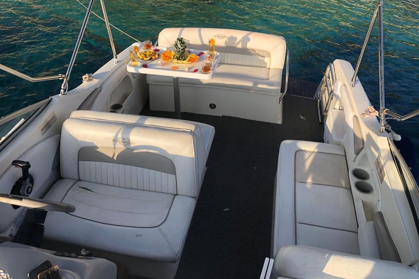 Bodrum Yate a motor Cabina 1  4  literas 4  invitados 7.4 m Número de anuncio: #12315 5