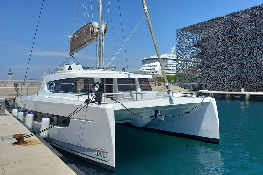 Gocek Catamaran 3 cabin 6 berths 6 guests 14.86 m Listing Number: #12346 4