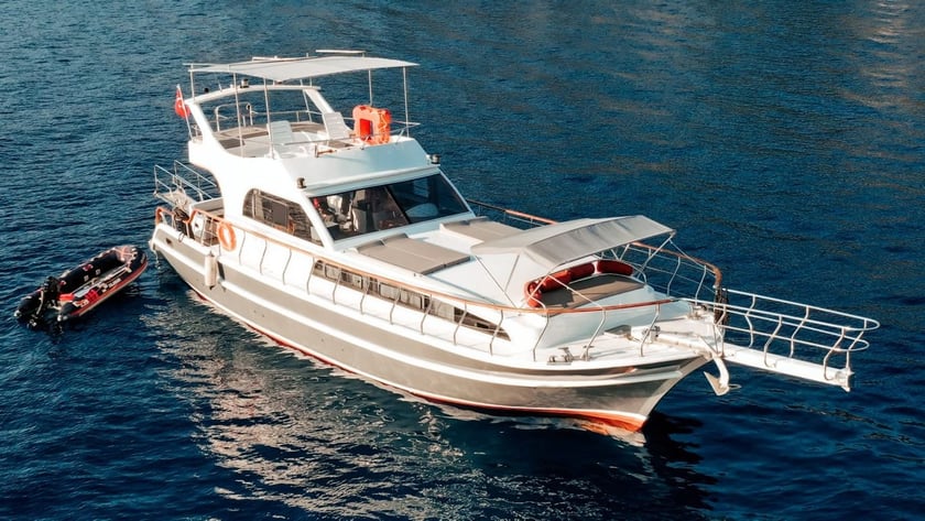 Fethiye Motor Yacht 2 cabin 4 berths 12 guests 16 m Listing Number: #12372 2