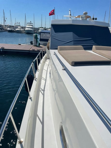 Kadikoy Motoryacht 2 Kabine 4 Liegeplätze 8 Gäste 13 m Nummer des Inserats: #12433 4