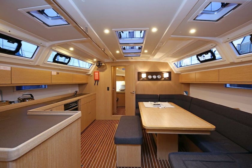 Göcek Yelkenli 4 kabin Konaklama 8 kişi Seyir 8 kişi 14.27 m İlan No: #12515 5