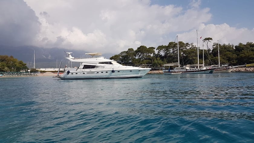 Antalya Motorjacht Cabine 4  7  slaapplaatsen 12  gasten 21 m Lijstnummer: #12597 3